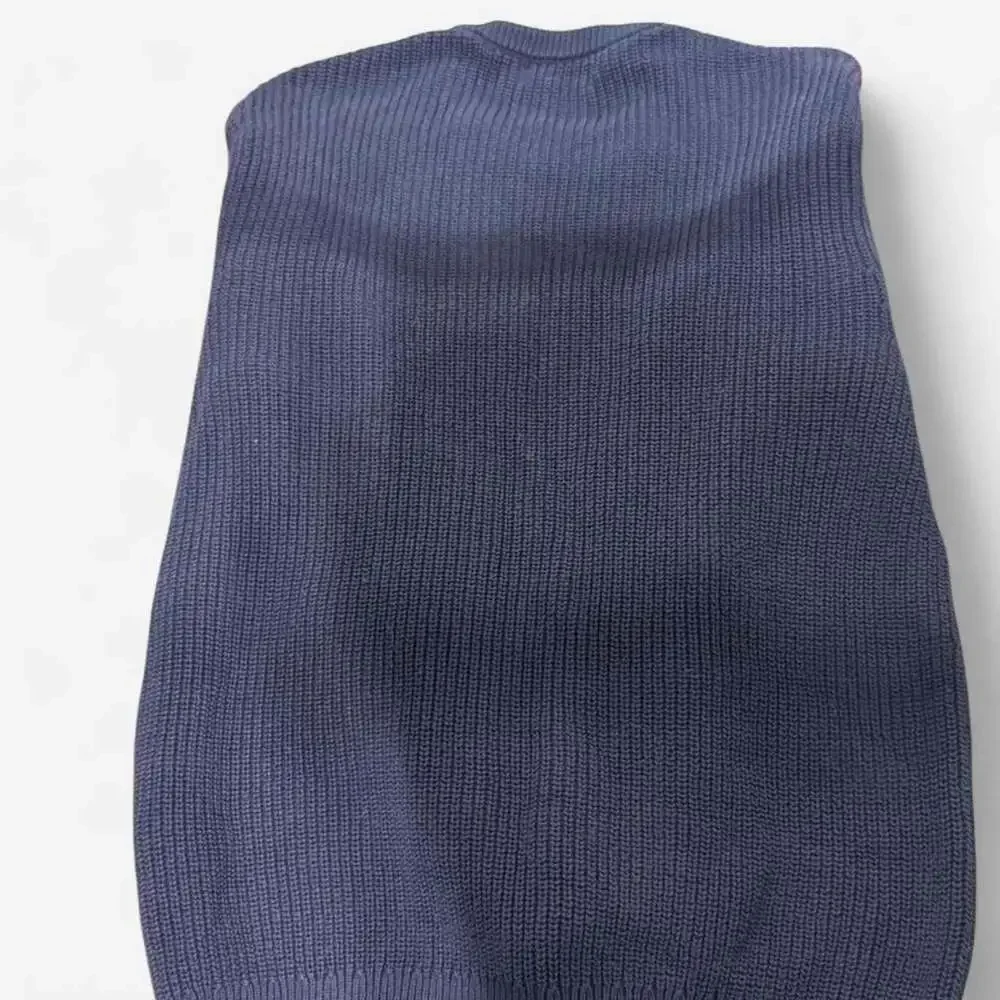 Nautica blue cable